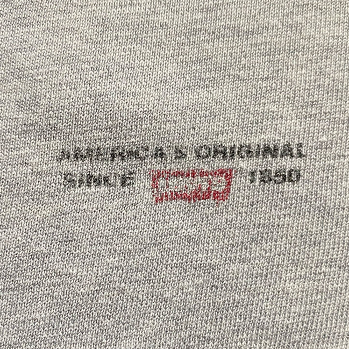 00s LEVI’S TEE