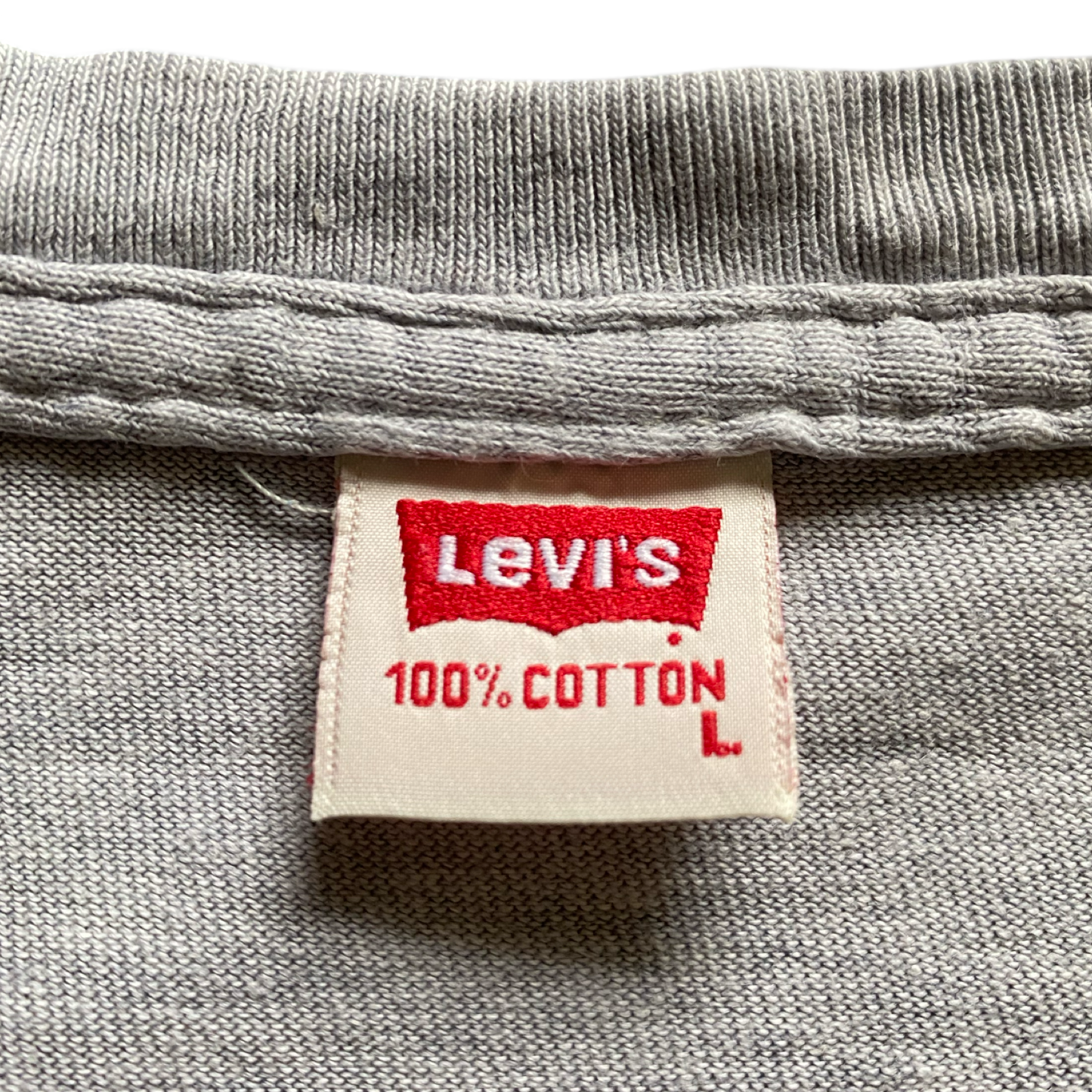 00s LEVI’S TEE