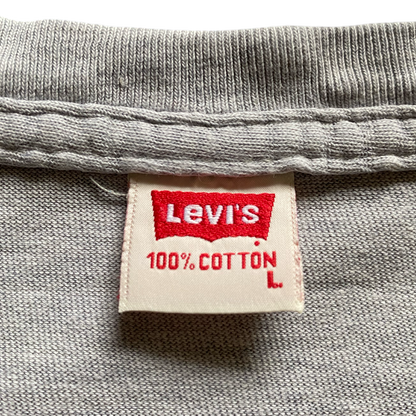 00s LEVI’S TEE