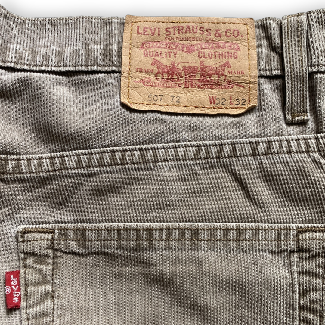 90s LEVI'S 507 WHITE TAB CORDUROY PANTS - Frattaglie